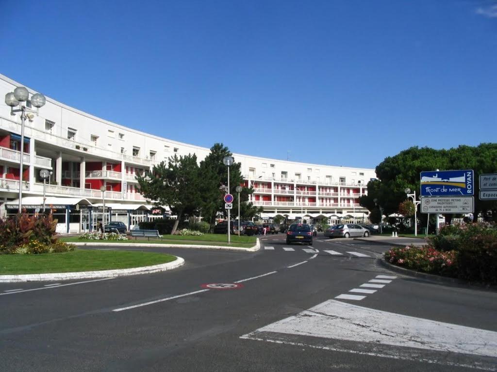 Royan - Appartement Vue Mer - Proximite Plage Et Parking Privatif Exterior photo